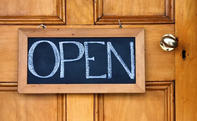 Riaperture, aggiornate le linee guida per sale giochi e scommesse: accesso solo con Green Pass, obbligo della presenza di detergenti e riorganizzazione degli spazi