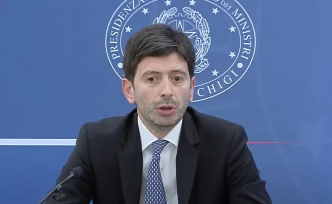 Green pass, Speranza (min. Salute): "Il Governo continuerà a puntare su questo strumento, al lavoro per risolvere le criticità"