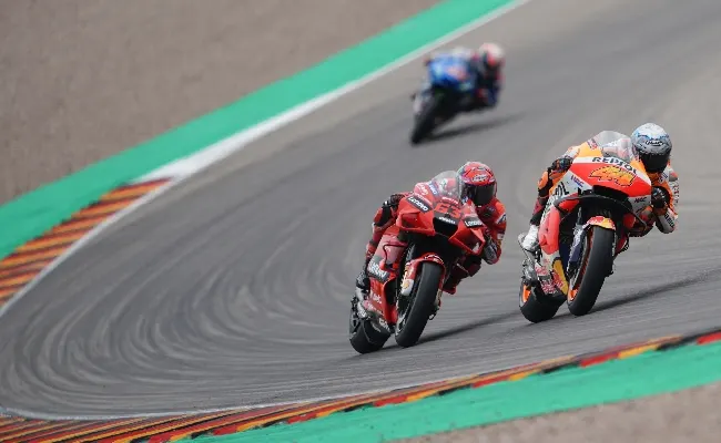 MotoGP, Bagnaia-Bezzecchi: sfida tricolore al GP d’Italia. Bastianini, trionfo a 25 su Sisal.it, vuole ripartire alla grande