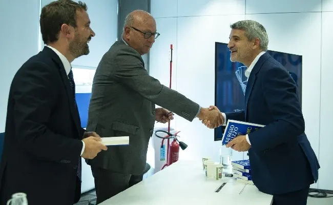 Lottomatica: #PowerBook, quando il libro si presenta in azienda
