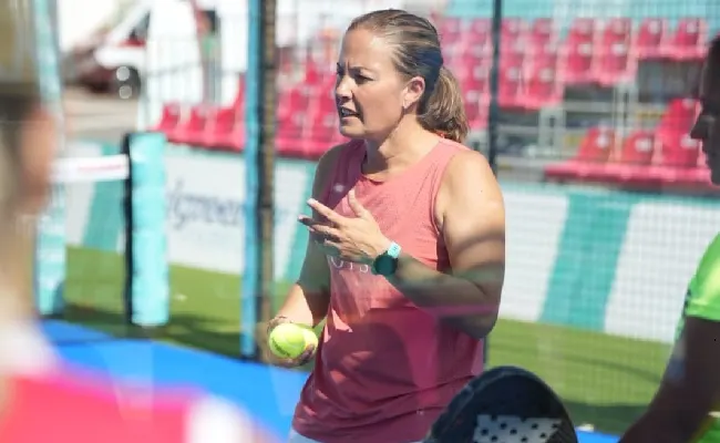 Sanremo Padel Tour - La grinta di Marcela Ferrari, la 'doppia ct' azzurra a un mese dagli Europei: “Magnifico essere qui, chi deve temere l'Italia? Importante che gli altri temano noi...”