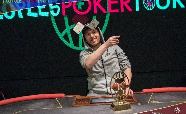 People’s Poker Tour Christmas Edition 2025: Daniele Trippi conquista il 37° P-Globe a Nova Gorica