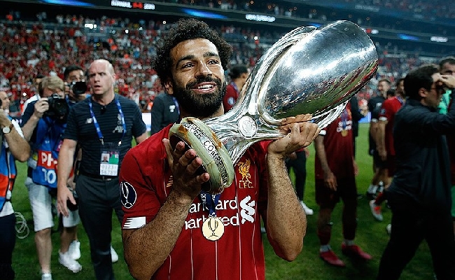 Champions League Inter Liverpool: Dzeko Salah amici contro. In quota l’egiziano prevale sull’ariete bosniaco