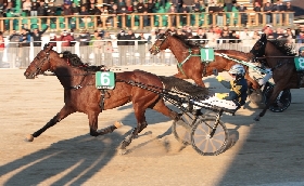 ALL’IPPODROMO SNAI LA MAURA È ATIK DL A FAR SUO L’ENCAT