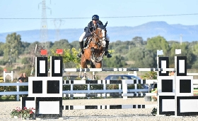 Salto Ostacoli: doppietta padre e figlia Chimirri al Sardegna Jumping Tour di Tanca Regia