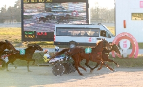 DOMENICA POMERIGGIO DI FESTA ALL’IPPODROMO SNAI LA MAURA CON TANTE INIZIATIVE PER LE FAMIGLIE E I BAMBINI. IN PISTA INVECE L’ATTESO ‘GRAN PREMIO MARIO LOCATELLI’