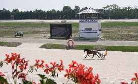 Ippica: il venerdì di trotto all'ippodromo Snai La Maura regala il Premio Defilé e la prima prova del Campionato Italiano Gentlemen