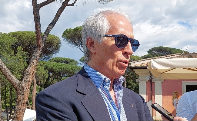 Piazza di Siena Malagò (pres. Coni): “Scenario e magia senza paragoni i cavalieri vengono volentieri qui”