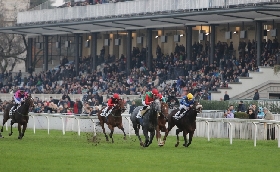 ALL’IPPODROMO SNAI SAN SIRO INTERESSANTE MERCOLEDÌ DI CORSE CON PROTAGONISTI IN PISTA I CAVALLI DI 2 AN