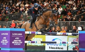 Equitazione Jumping Verona: apertura con le gare nazionali venerdì primi salti 'a cinque stelle'