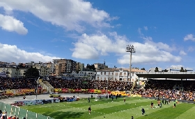 Serie B playoff: il Catanzaro vuole continuare a stupire ma i bookie premiano il colpo della Cremonese