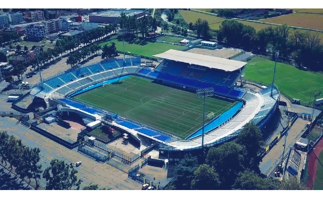 Il Raduno di Operazione Nostalgia fa tappa a Novara: il 7 luglio al Piola festa con Baggio e altre grandi leggende del calcio