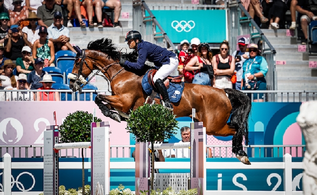 Equitazione Parigi 2024: salto ostacoli Emanuele Camilli è in finale