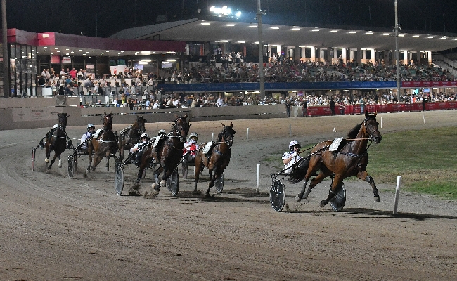 all’ippodromo snai sesana nel sabato di trotto dedicato a ‘giuliasmile’ vince la prova più importante catcherintherye. prossime riunioni sabato 19 e 26 ottobre