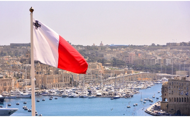 Regole tecniche online alla Commissione UE Malta critica i nuovi requisiti per i provider: in pochi giorni la risposta dell'Italia