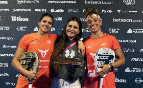 Milano Premier Padel P1 tanti auguri Delfi! Brea vince e spegne le candeline. Nei quarti ci sono Osoro e Virseda. Avanti anche Triay e Fernandez