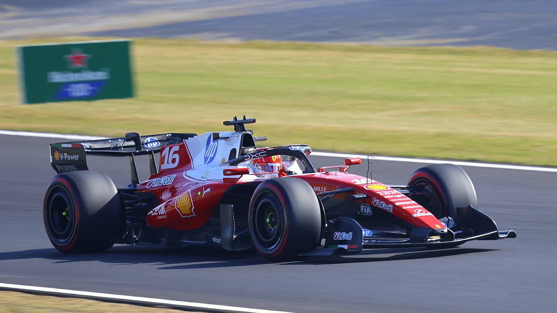 F1: Leclerc e Hamilton tentano l’assalto al secondo posto, per i bookie in casa Ferrari Charles (a 1,60) studia il sorpasso su Lewis